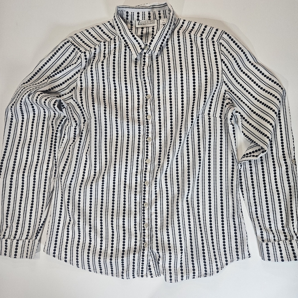 New York & Company Button Down Shirt Womens Small White Black Spotted Stripe Top